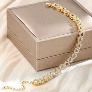 Gold Heart Link Bracelet